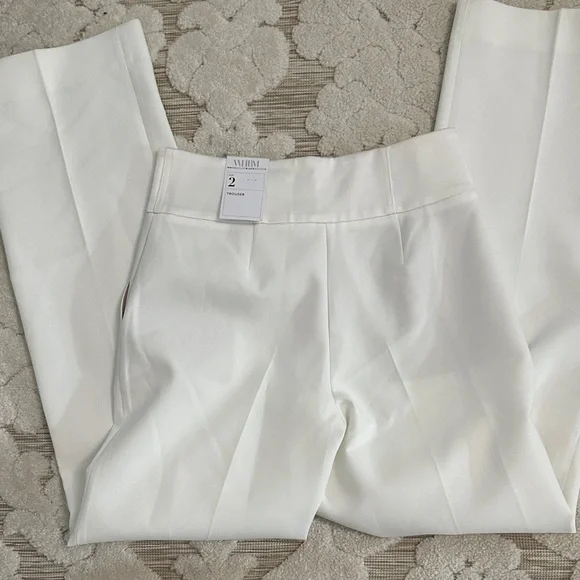White House Black Market Crisp White Trousers - Picture 3 of 3